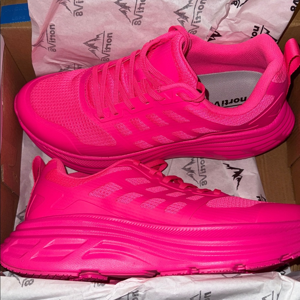 NWT nortiv8 walking shoes pink new with box never worn size 10